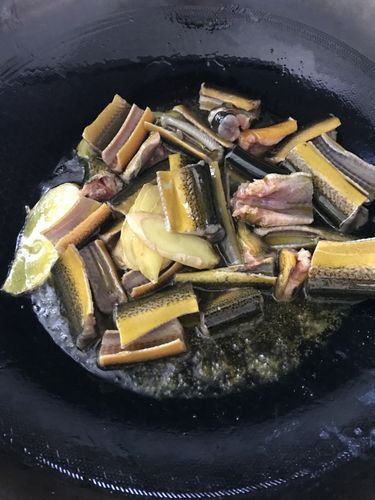 黄鳝汤的做法-黄鳝汤的做法视频教程