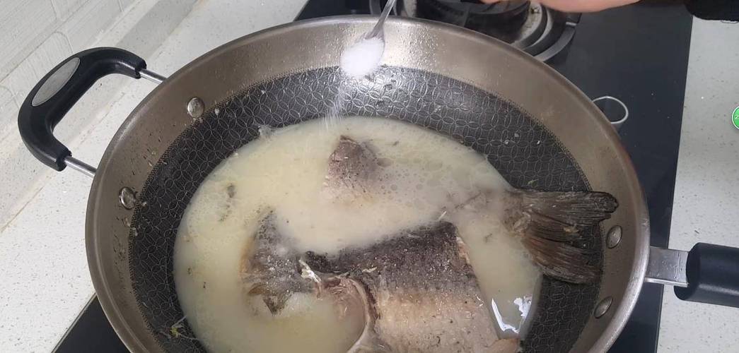 清炖鱼怎么做-清炖鱼怎么做才好吃