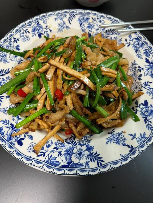 香干子炒肉-香干子炒肉怎么做