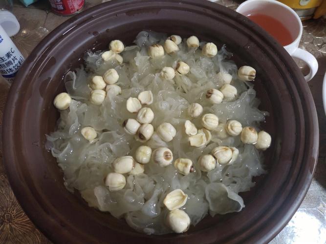 银耳莲子汤做法-银耳莲子汤做法大全