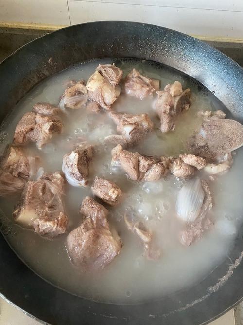 大骨汤的做法-大骨汤的做法大全家常做法