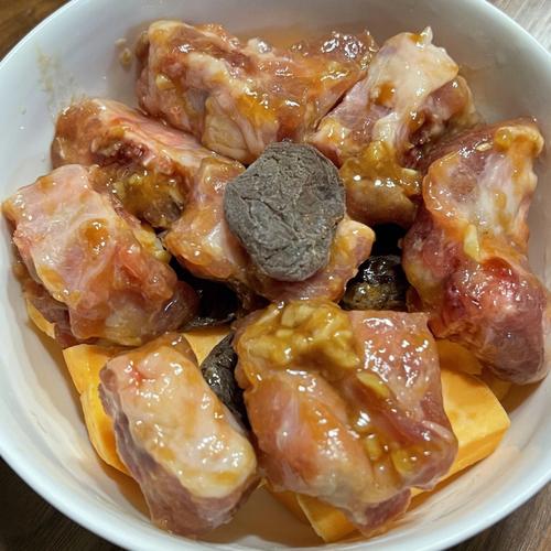 梅子排骨-梅子排骨的家常做法
