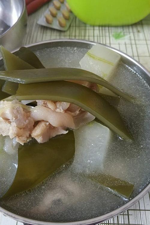冬瓜海带排骨汤的做法-冬瓜海带排骨汤的做法家常