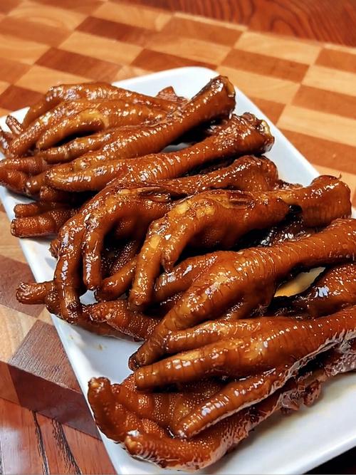卤鸡爪子的做法-卤鸡爪子的做法 最正宗的做法