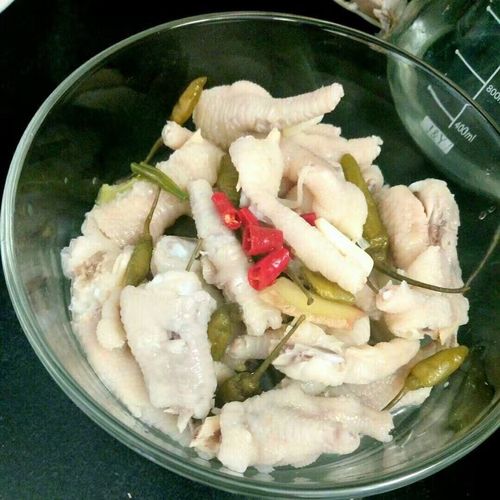 泡椒凤爪的最正宗做法-四川泡椒凤爪的最正宗做法