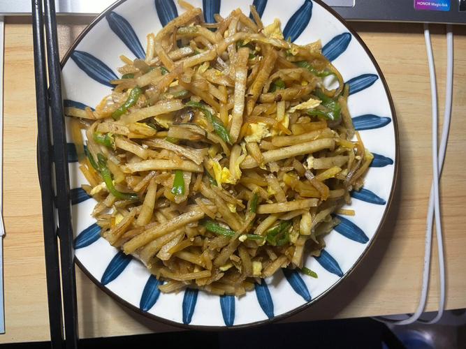 炒饼丝的家常做法-炒饼丝的家常做法步骤