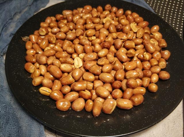 卤味花生米的做法和配料窍门-卤味花生米的做法和配料窍门视频
