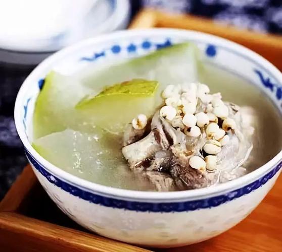冬瓜薏米排骨汤-冬瓜薏米排骨汤是凉性的吗