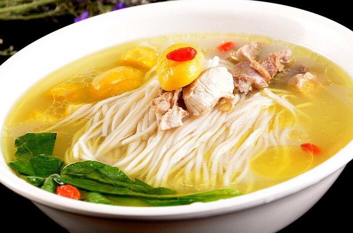 鸡汤面的做法-老母鸡汤面的做法