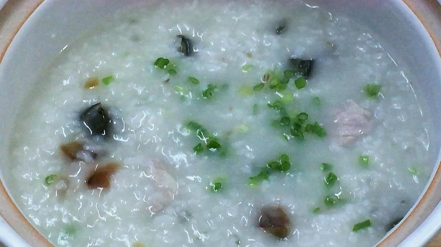皮蛋瘦肉粥的做法家常-皮蛋瘦肉粥的做法家常简单