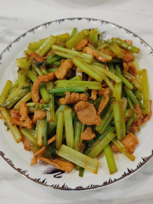 芹菜的做法-芹菜的做法大全家常菜