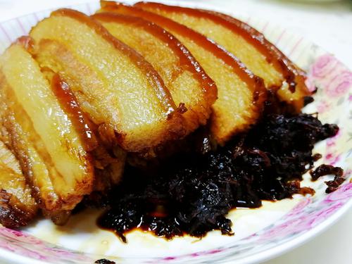 冬菜扣肉-冬菜扣肉的家常做法