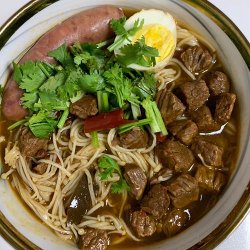 牛肉面怎么做-牛肉面怎么做才好吃又香视频教程