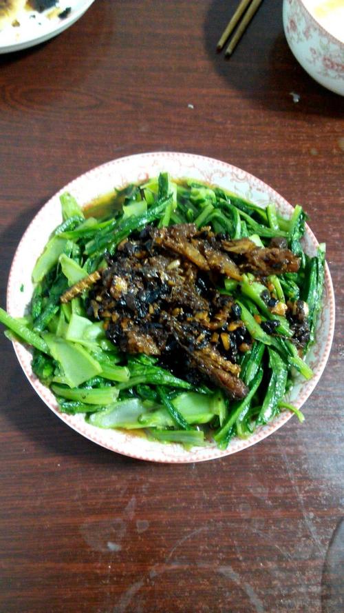 豆豉鲮鱼-豆豉鲮鱼油麦菜正宗做法
