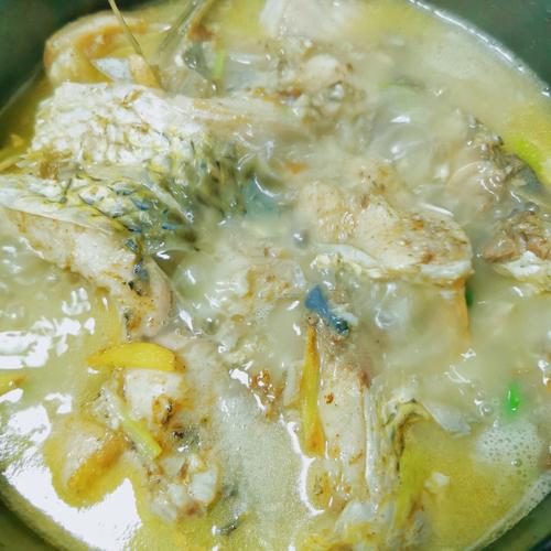 清炖鲤鱼-清炖鲤鱼怎么做法