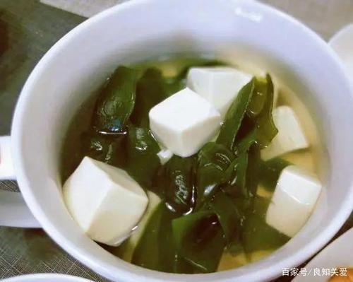 海带豆腐汤-海带豆腐汤用嫩豆腐还是老豆腐