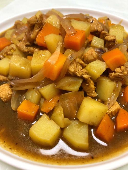 咖喱土豆的做法-猪肉咖喱土豆的做法