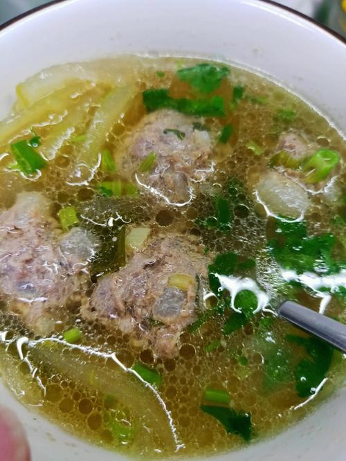 冬瓜牛肉丸子汤-冬瓜牛肉丸子汤家常做法