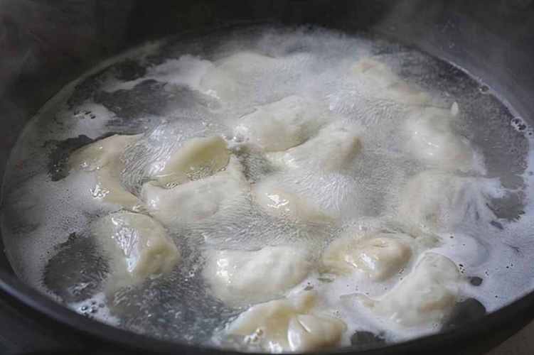 速冻饺子怎么煮-速冻饺子怎么煮用热水还是冷水