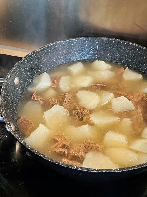 清炖牛肉-清炖牛肉放什么调料最正确