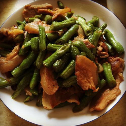 芸豆炒肉-芸豆炒肉怎么做好吃又简单