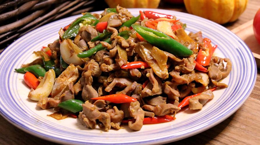 炒鸡胗-炒鸡胗子用焯水吗
