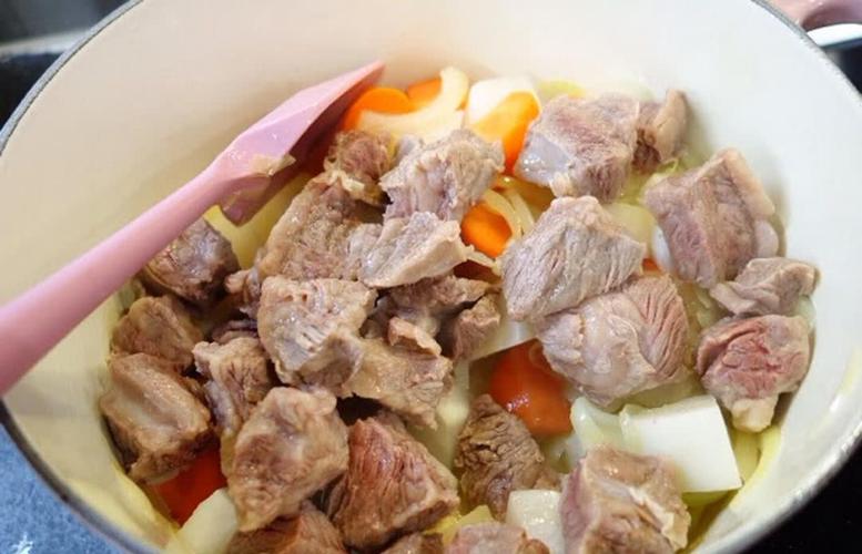 如何炖牛肉-如何炖牛肉软烂好吃