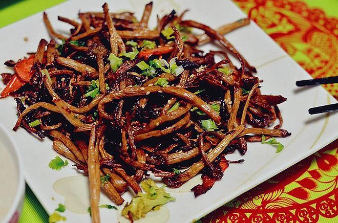 干煸茶树菇-干煸茶树菇图片