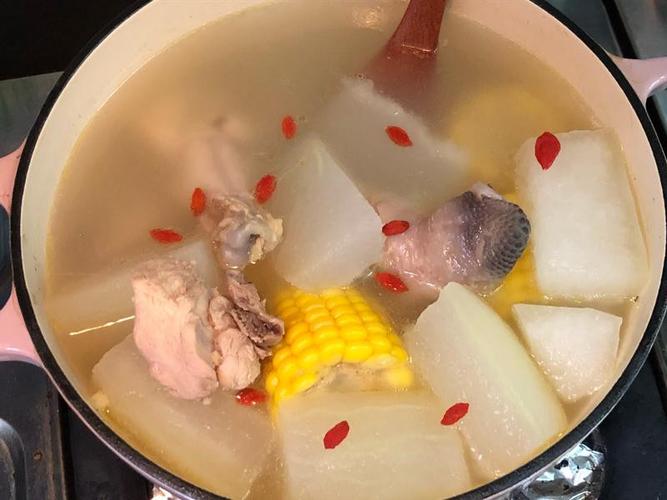 冬瓜炖鸡汤的做法-冬瓜炖鸡汤的功效和作用
