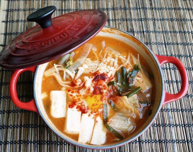韩国泡菜锅-韩国泡菜锅好吃吗