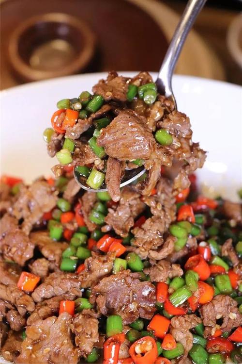 孜然牛肉-孜然牛肉用什么肉
