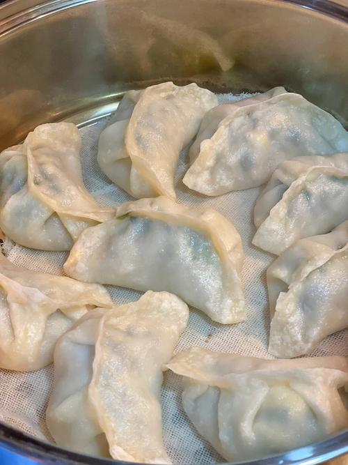 蒸饺的做法-烫面蒸饺的做法