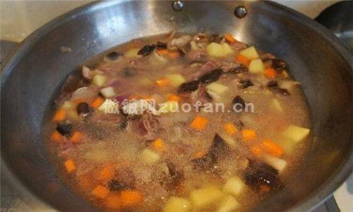羊肉咖喱-羊肉咖喱饭的做法