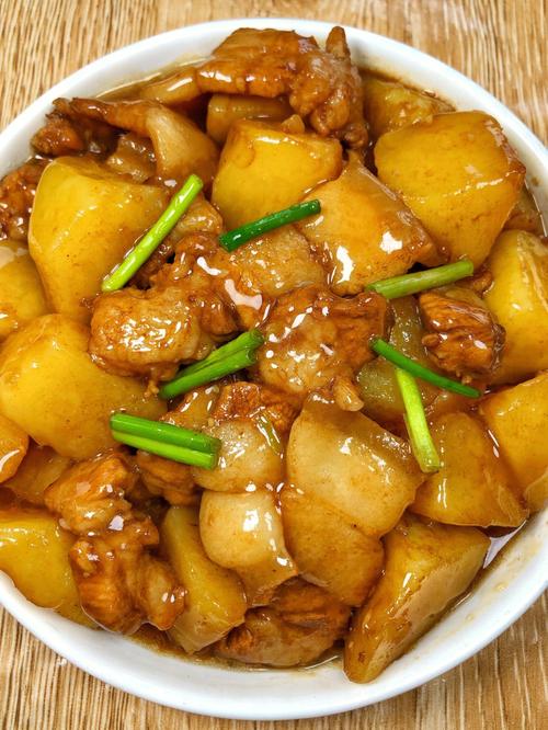 土豆炖肉的做法-土豆炖肉的做法视频