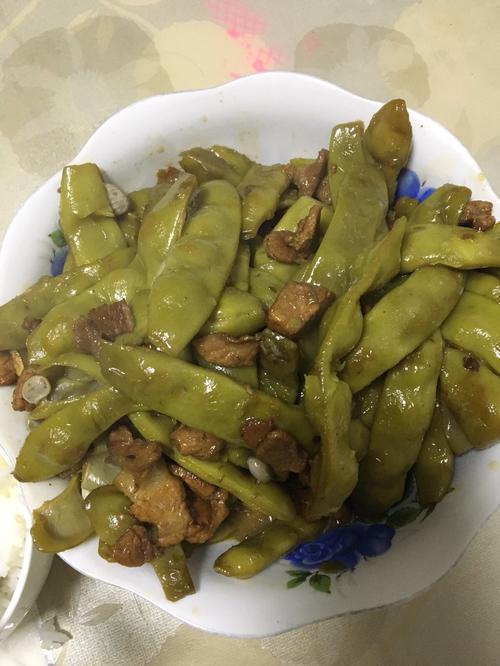 豆角炖肉-五花肉炖豆角要炖多久