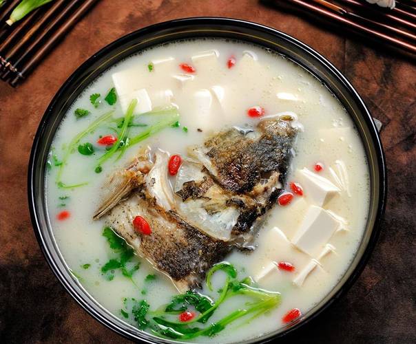 鱼头豆腐-鱼头豆腐汤的功效与作用